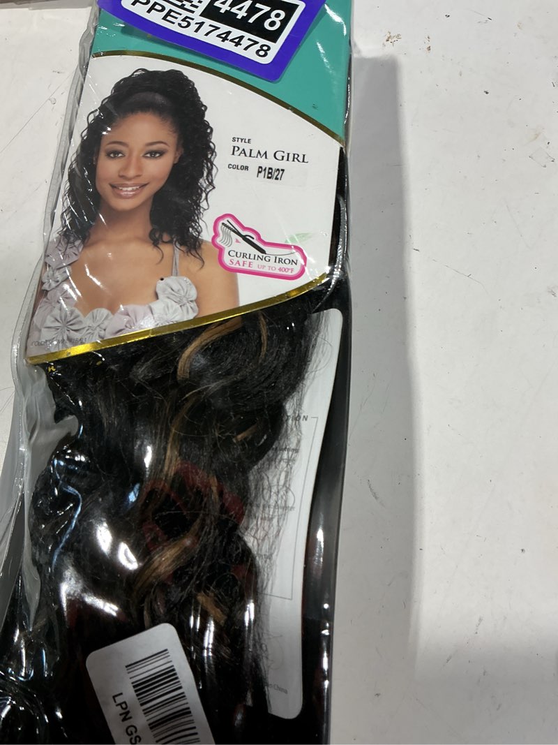 Condition photo showing New/Like New for freetress braids palm girl - shake n go synthetic drawstring ponytail 1b/27 piano mix off black and honeyblonde p1b/27