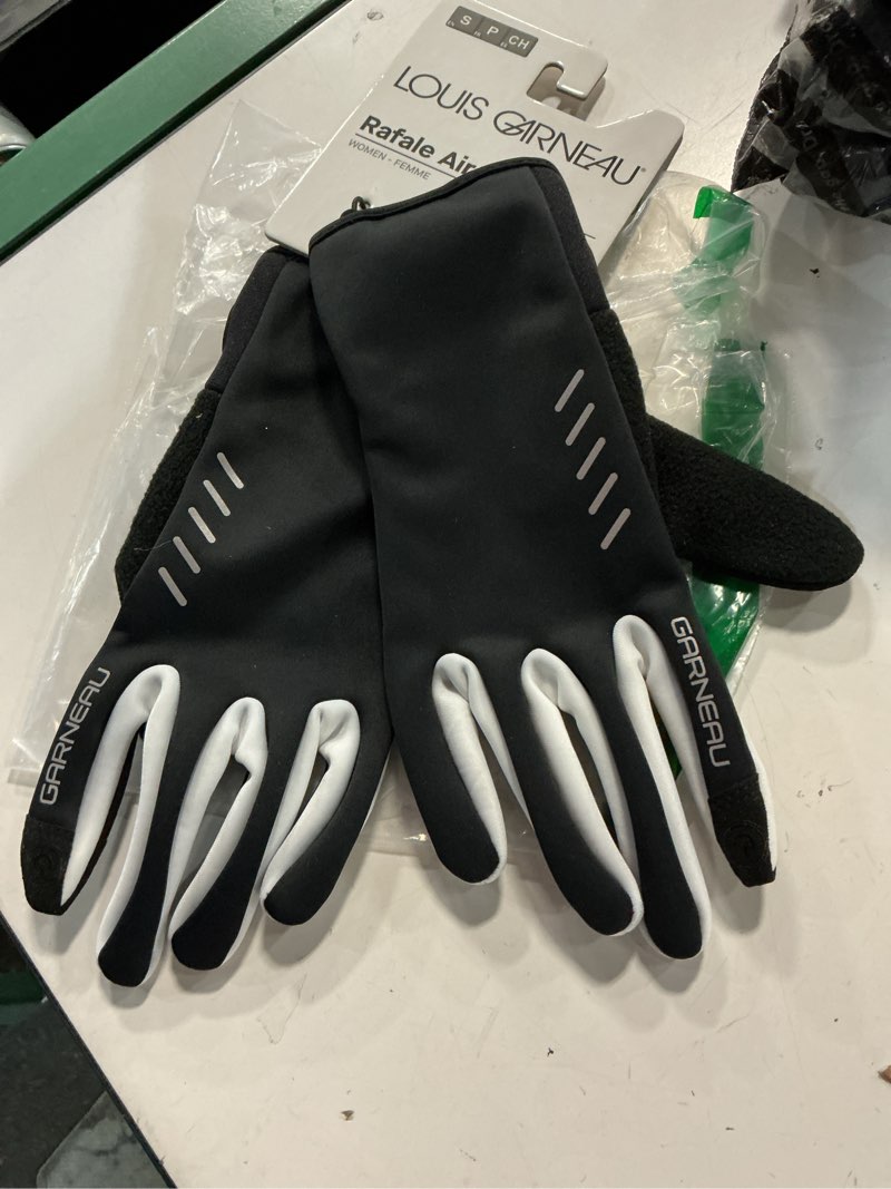 Condition photo showing New/Like New for louis garneau, women's rafale air gel, black, small
