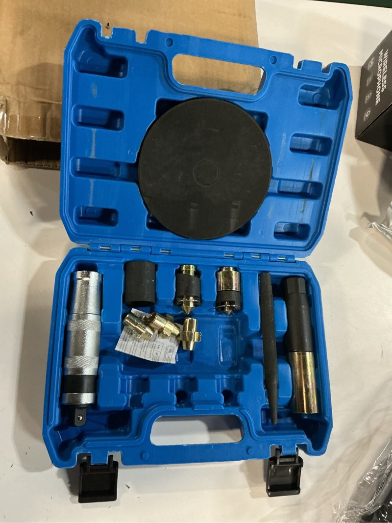 Condition photo showing Good Condition for dayuan master locking wheel nut remover, wheel lug nut removal tool set nut remover kit