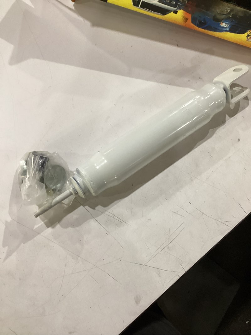 Condition photo showing New/Like New for fabtech fts7190 front shocks gm 4wd k1500