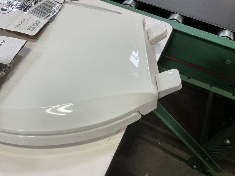 Condition photo showing As Is for kohler 4639-rl-0 cachet readylatch round toilet seat soft close, white white round ready latch