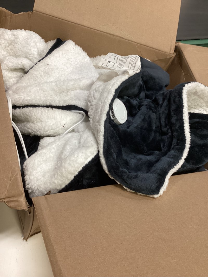 Condition photo showing As Is for homemate heated blanket electric throw - 50"x60" heating blanket throw 1/2/4/6/8 hours auto-off 10 heat level over-heat protection flannel sherpa etl certification 01 - light grey 50 inch x 60 inch