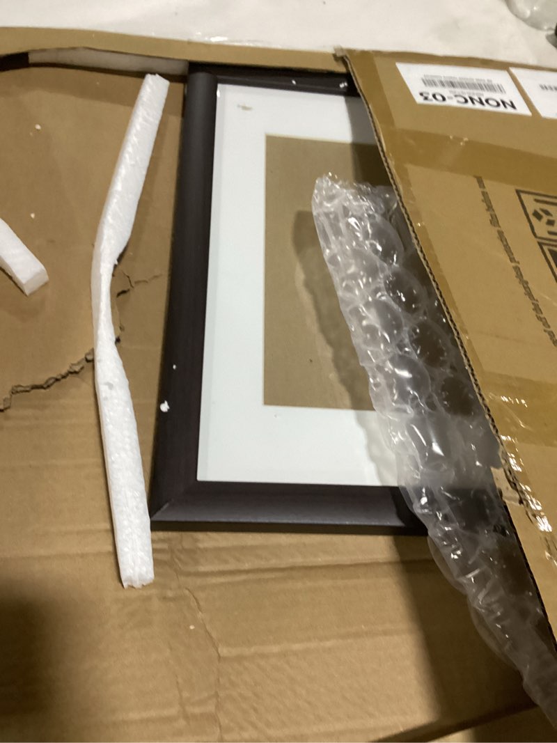 Condition photo showing Good Condition for vnvnk 19x19 frame black, perfect for 19x19 inch picture without mat or 15x15 inch picture with mat, home wall decor picture frame-1 pcs 19x19 black