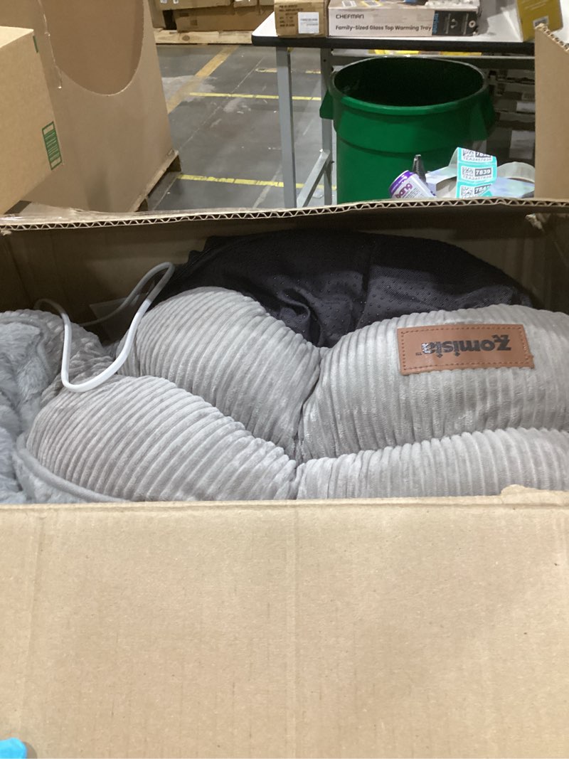 Condition photo showing Good Condition for Cat Heating Bed Indoor - Adiustable Temperature Pet Heating Pad with Timer and Chew Resistant Cord, Washable Puppy Bed with Non-Slip Bottom, 21" x 21" x 8", Blue 21 x 21 x 8 in Blue