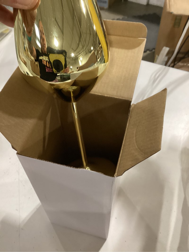 Condition photo showing Good Condition for didaey 12 pack gold stem stainless steel wine glasses 18 oz unbreakable stemware portable shatterproof metal goblet glasses wine drinkware for champagne cocktails banquet wedding party camping 18oz gold 12