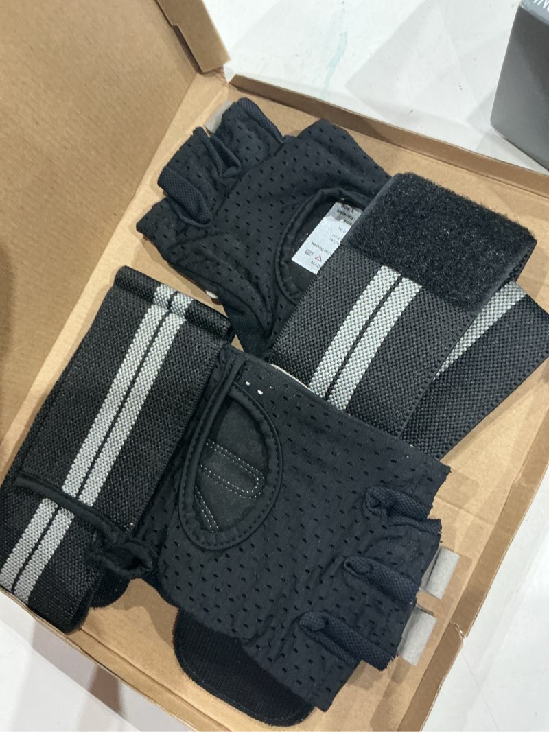 Condition photo showing Good Condition for simari breathable workout gloves for men women, padded weight lifting gloves with wrist wraps support, full palm protection, grip for gym training, fitness, weightlifting, exercise fingerless black