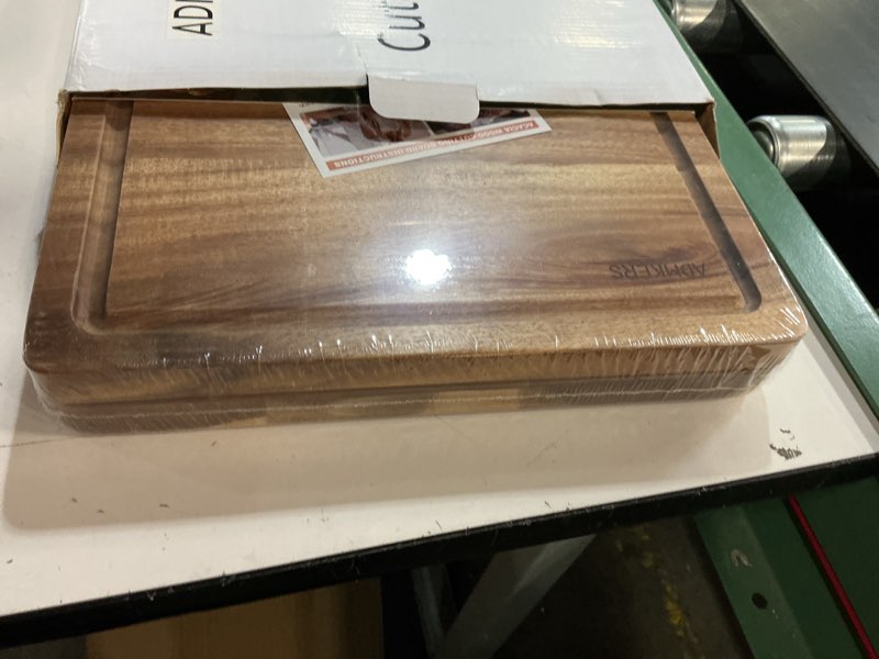 Condition photo showing New/Like New for Wood Cutting Boards for Kitchen, Acacia Wooden Cutting Board Set, Charcuterie Board, Large Solid Chopping Board for Meat, Cheese, Fruit, Vegetables (set of 3) X-Large-3Pcs