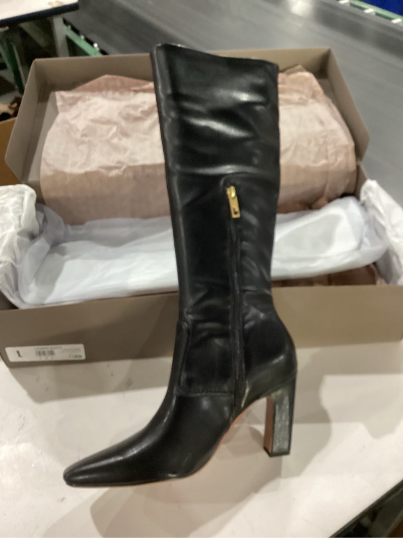 Condition photo showing New/Like New for Franco Sarto womens Bowman 11 Wide Black Stretch