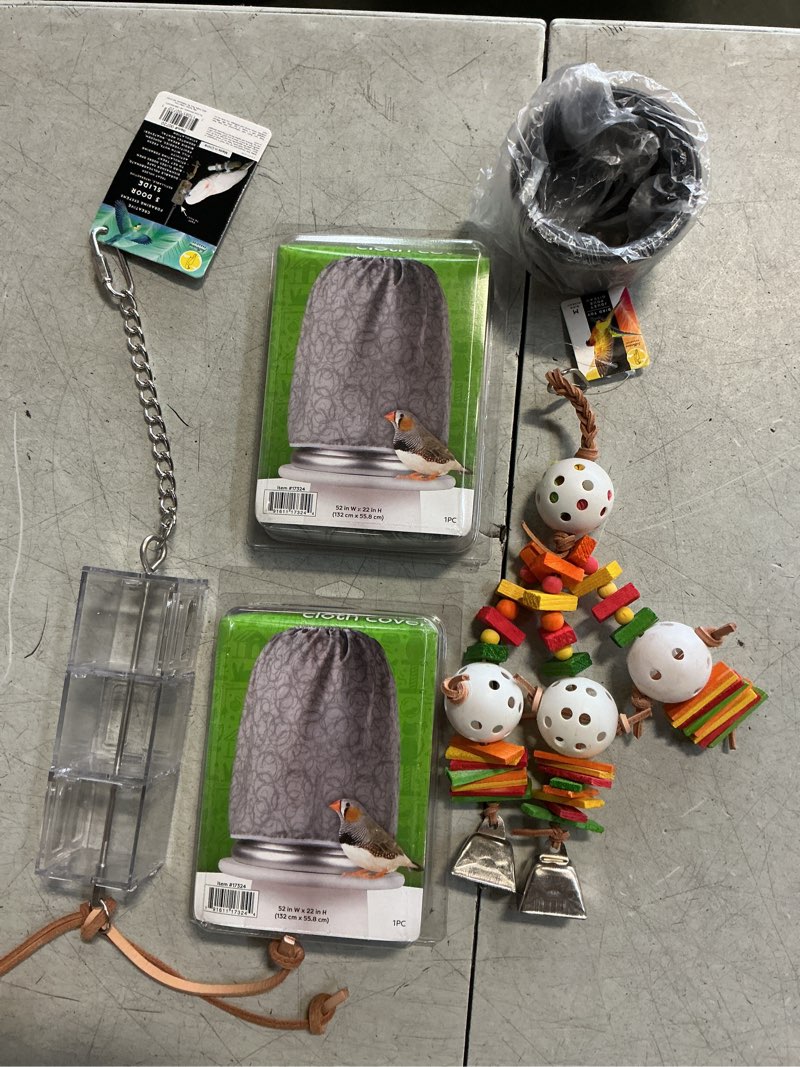 Condition photo showing New/Like New for Assortment of small pet items (Birds), Miscellaneus small, variety of items multiples pieces 5 pieces total