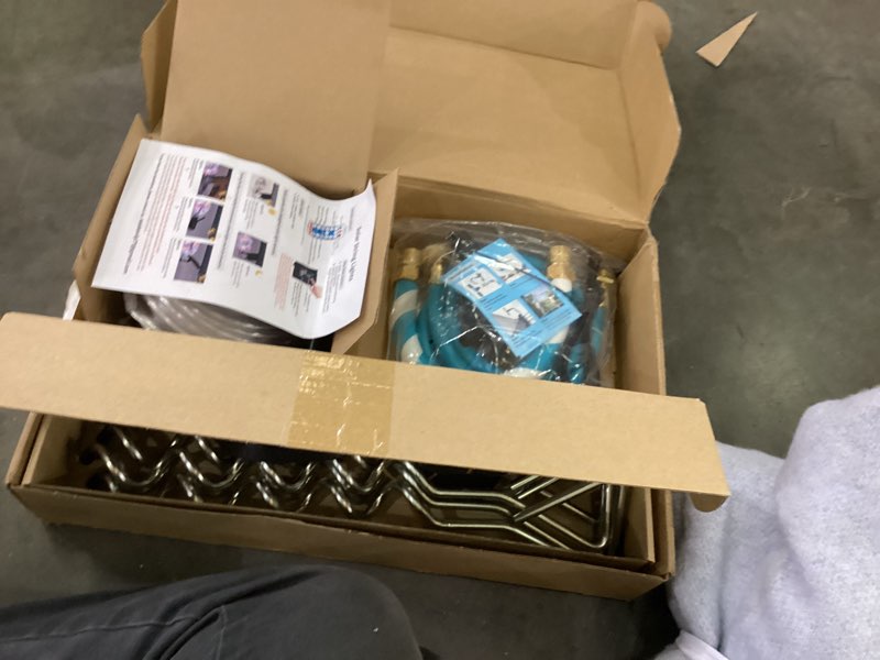 Solar strin light kit + extra unknown products