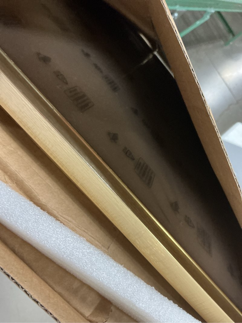 Condition photo showing Good Condition for gulethun 20x24 picture frame, gold poster frame, home decor natural gallery frames, horizontal or vertical format, sturdy, plexiglass, large wall decor, for photos, artworks, posters gold 20x24in