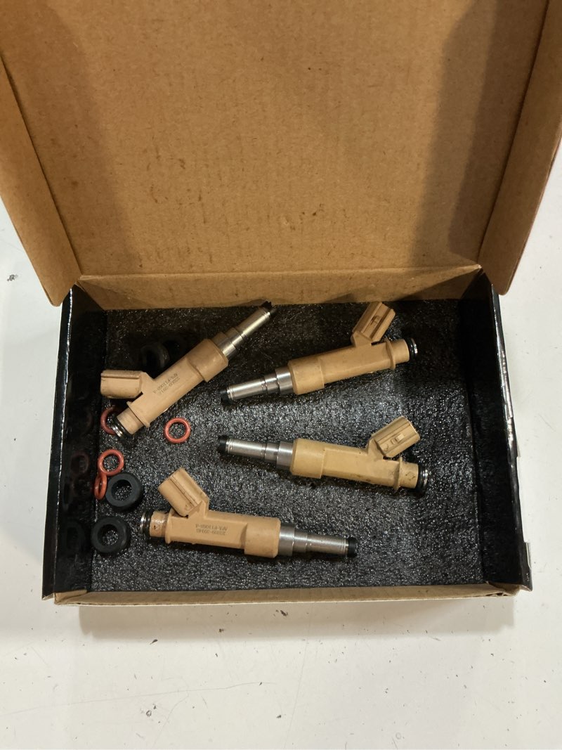 Condition photo showing Good Condition for fuel injectors compatible with 2009-2013 toyota corolla xrs 2.4l, compatible with 2009-2013 toyota matrix xrs 2.4l,replace part fj758, 800-1735n, 232090h060, 2320928080, 232090h030 2009-2013 toyota corolla/matrix xrs 2.4l