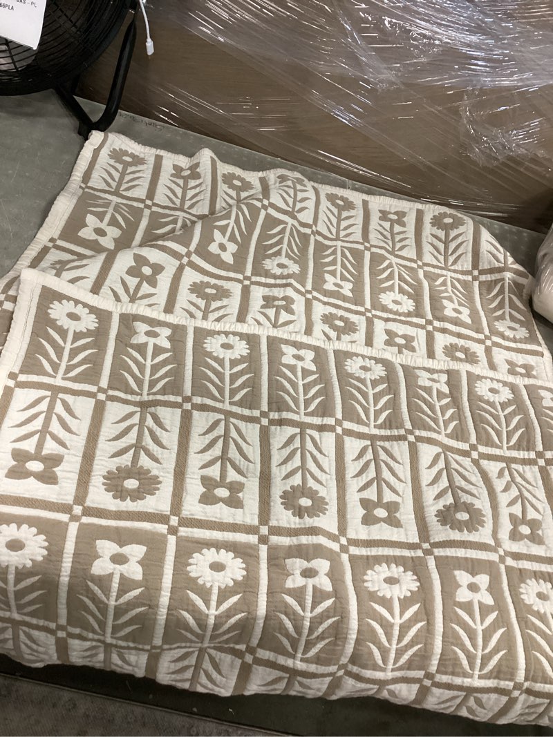 Condition photo showing As Is for organic cotton jacquard floral coverlet set standard sham 20 in x 27.5in)