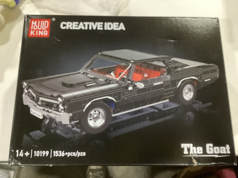 Condition photo showing New/Like New for Mould King 10199 Sports Car Building Block Kits, MOC Classic Vintage Car Model Building Sets, Gift for Age 14+/Adult Collections Enthusiasts (1563+ Pieces, Static Version) MK-10119