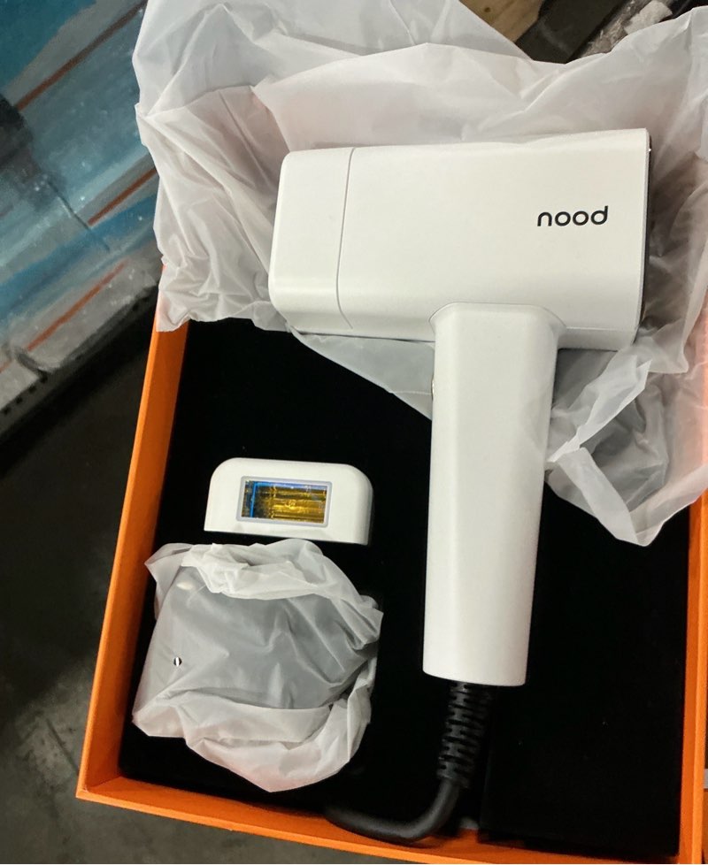 Condition photo showing Good Condition for new nood™ flasher pro — ipl laser hair removal device for women & men with sapphire cooling — pain-free & permanent  visible results after first use & works everywhere hair grows — gloss white