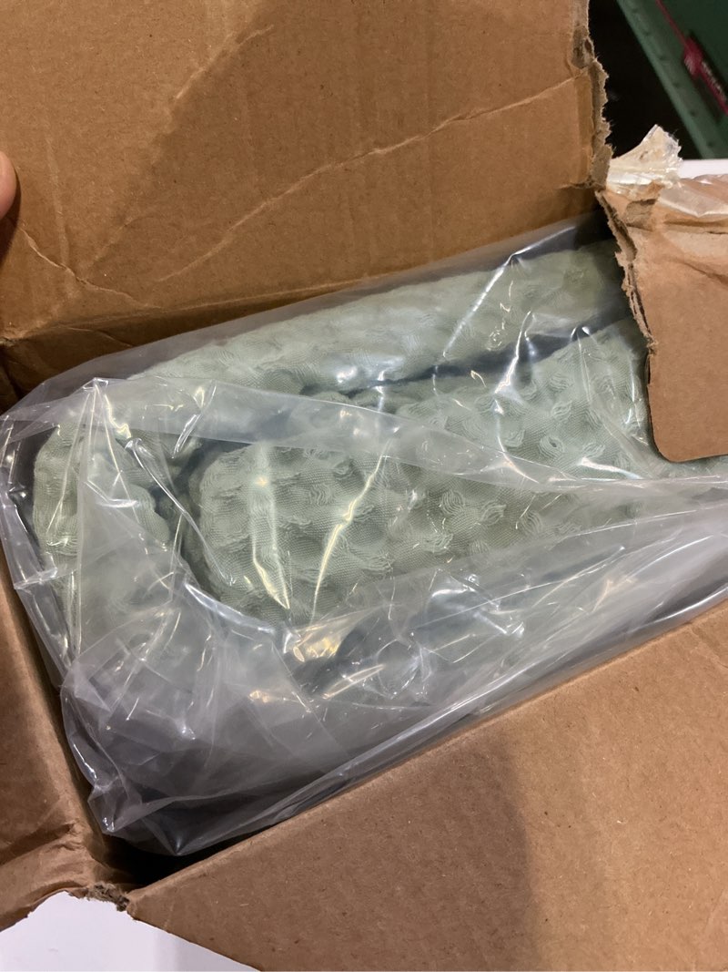 Condition photo showing Good Condition for PHF Ultra Soft Waffle Weave Blanket Queen Size 90"x 90"- Washed Lightweight Breathable Cozy Woven Blanket for Bed - Aesthetic Decor for Couch Bedding Sofa Home Car - Sage Green/Mint Green Sage Green/Mint Green Queen(90" x 90")