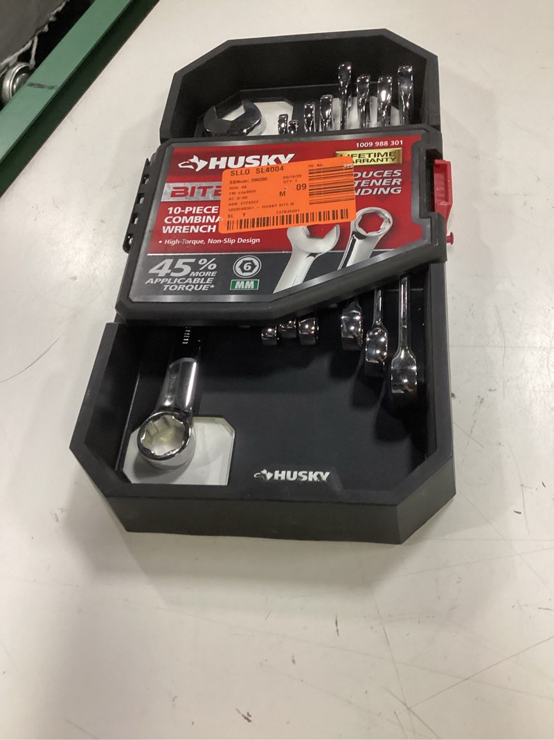 Condition photo showing Good Condition for bite metric combination wrench set (10-piece)