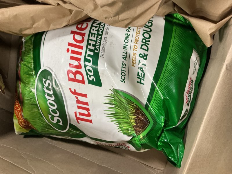 Condition photo showing New/Like New for scotts turf builder southern lawn fertilizer for southern grass, 10,000 sq. ft., 28.12 lbs.