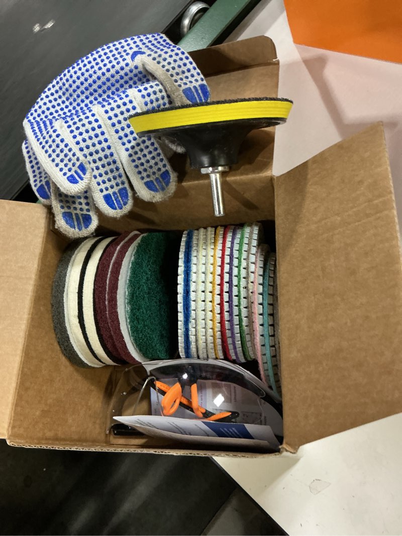 Condition photo showing As Is for 4 Inch Diamond Polishing Pads, 22 PCS 50-8000 Grit Wet/Dry Granite Stone Polish Pad Kit with 5/8’’-11 Backer Pad, Drill Adapter and Wool Disc for Granite Marble Concrete Stone Tile