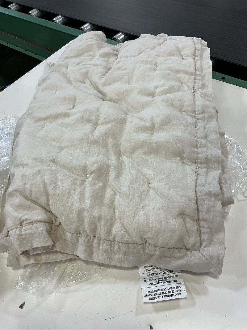 Condition photo showing Good Condition for european linen dream quilted pillowcase set, standard, sand
