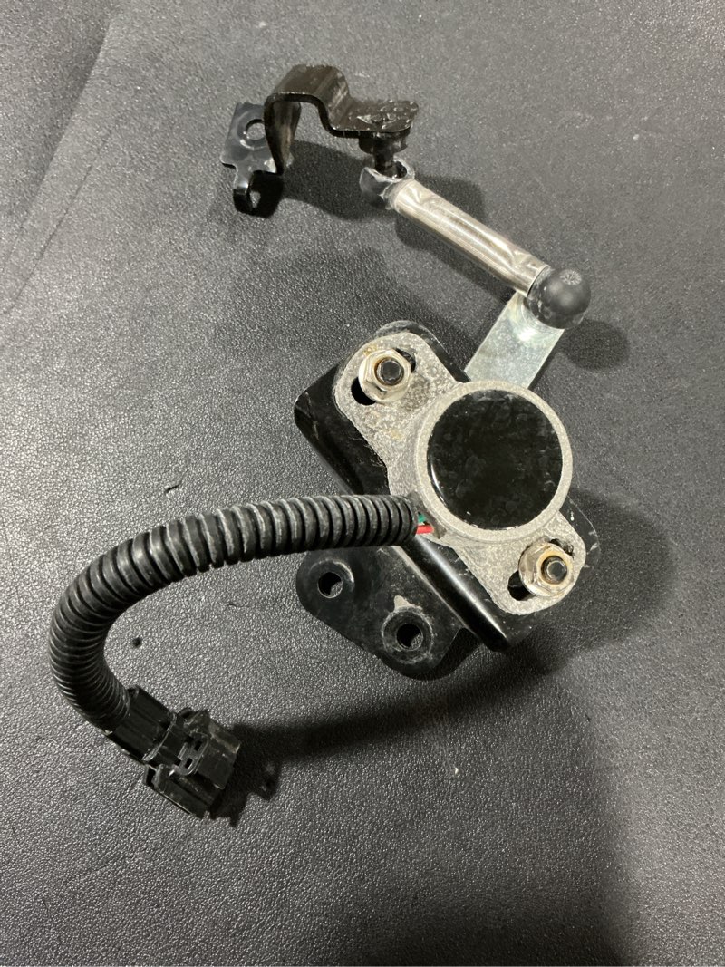 Condition photo showing As Is for Generic 538201LA2A Rear Suspension Height Adjustment Sensor Compatible with Infiniti QX56 2011-2013 QX80 2014-2018 Nissan Armada 2017-2018 Replaces# 53820-1LA2A