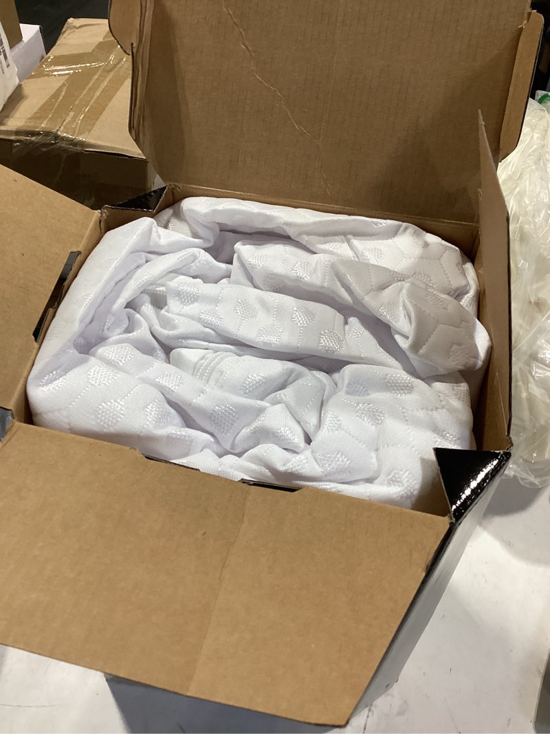Condition photo showing Good Condition for allerease platinum zip-off top waterproof mattress protector king 360 degree zipper particle barrier temperature balancing luxurious plush top separately machine washable mattress cover (white)