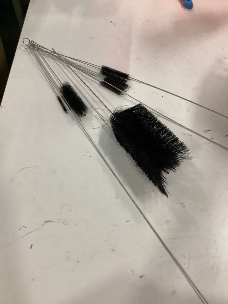 Condition photo showing New/Like New for reallnaive 12 pcs engine brush kit car engine brush cleaning kit long nylon brushes for auto cleaning