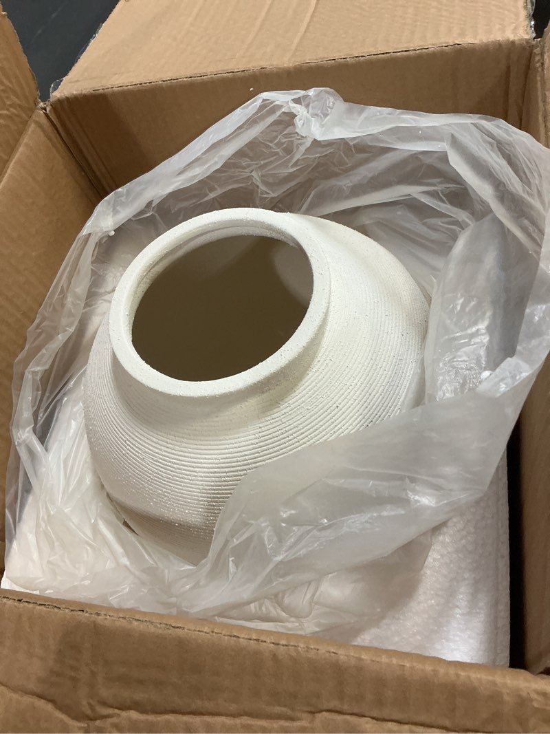 Condition photo showing Good Condition for Large White Ceramic Vase, 10.8 inch Round Minimalist Textured Vase, Rustic Farmhouse Decor for Home, Living Room, Shelf, Table, Wedding & Entryway Decoration (Sandstone White) 10.8"-Oval White-10.8"