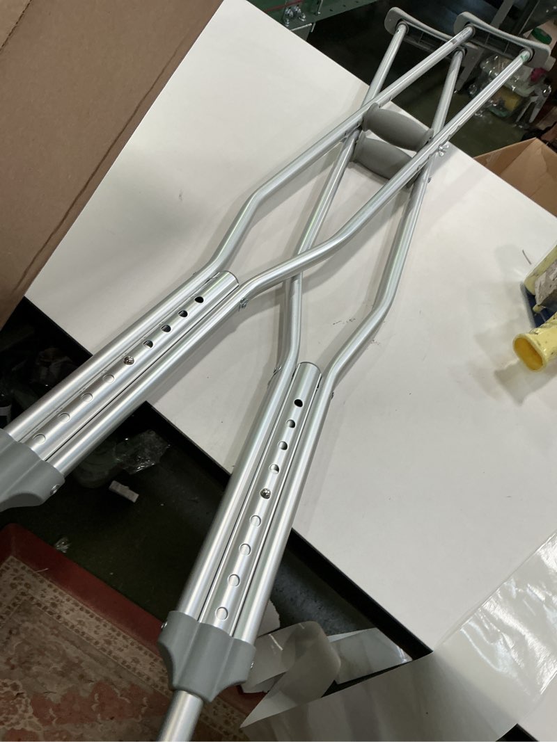 https://lotting-media.assets.bidfta.com/lotting_a31b2729-8566-4001-a3a5-00a166bcd2c6