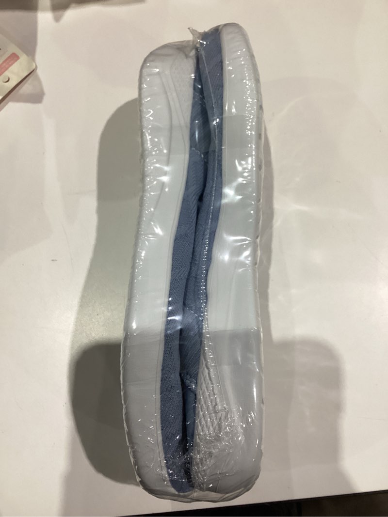 Condition photo showing New/Like New for KUBUA Mens Womens Slippers Indoor Lightweight House Shoes Outdoor Breathable Slip on Loafers 13 Women/11 Men Blue