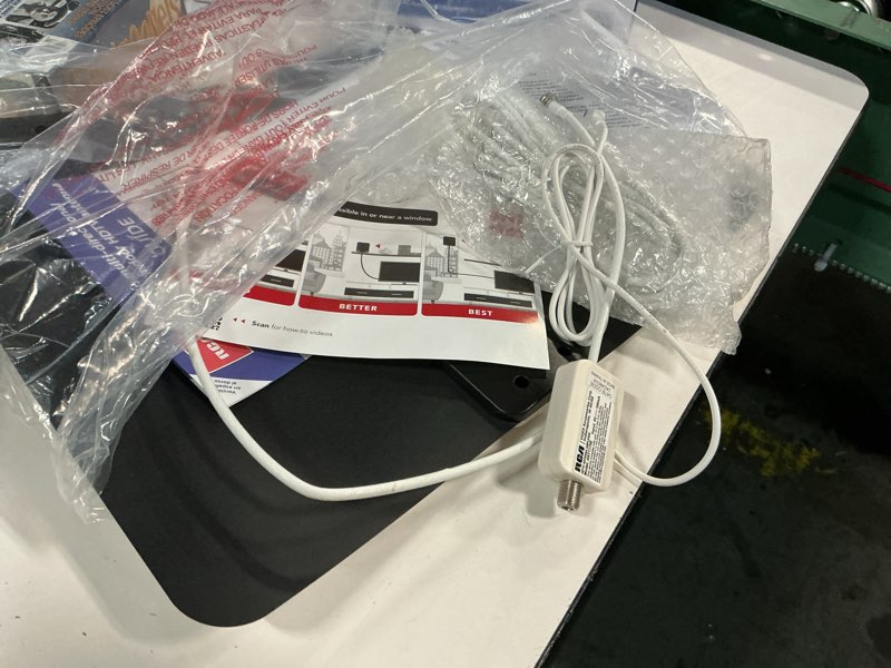 Condition photo showing Good Condition for rca indoor hdtv ultra thin amplified antenna 1 pk