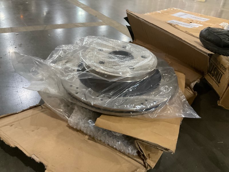 Condition photo showing Good Condition for rear brake pads and rotors kit compatible with dodge ram 1500 pickup 2005-2010,ram 1500 2011-2018/classic 2019-2023,dodge durango 2004-2009,for chrysler aspen 2007-2009, 5-lug wheels