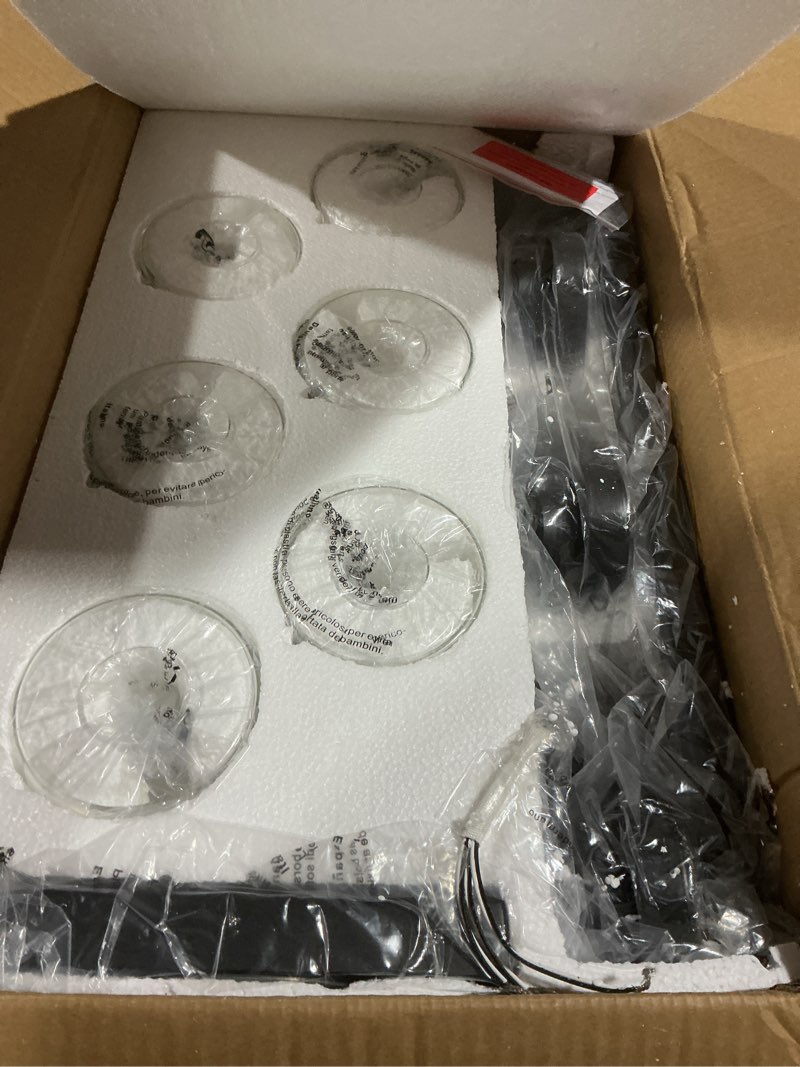 Condition photo showing Good Condition for IZORRO Modern Bathroom Light Fixtures, 6 Light Black Vanity Lights, Bathroom Lighting Fixtures Over Mirror with Clear Glass for Living Room Cabinet Bedroom Black 6 - LIGHT