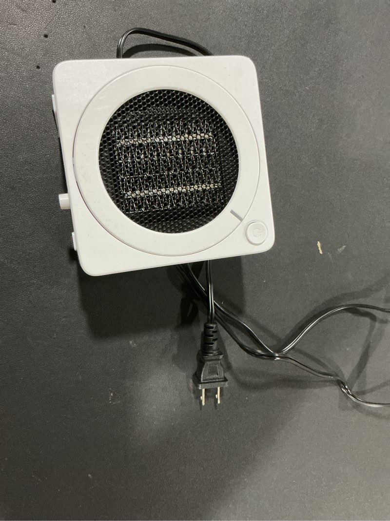 Condition photo showing Good Condition for Gaiatop Mini Space Heater, Lightweight PTC Ceramic Fast Heating 500W Energy Efficient for Indoor Use, Overheating & 45° Tip-Over Protection, Portable Desk Electric Heaters for Office Home White