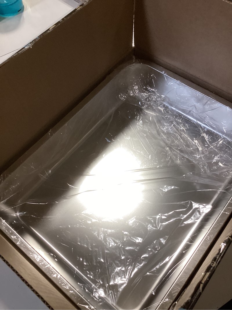 Condition photo showing Good Condition for low entry stainless steel cat litter box for senior cats, metal shallow litter box, easy access kitty litter pan tray, pet bathroom accessories-17.72''lx 13.78'' w x2.76'' h