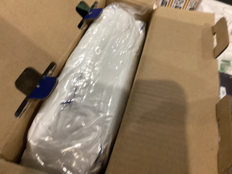 Condition photo showing New/Like New for 18x18 Pillow Inserts Set of 2 – Firm Hypoallergenic Square Pillow Inserts, Oeko-TEX Certified Virgin Fiber Filling, Machine Washable 18x18 Inch (Set of 2)