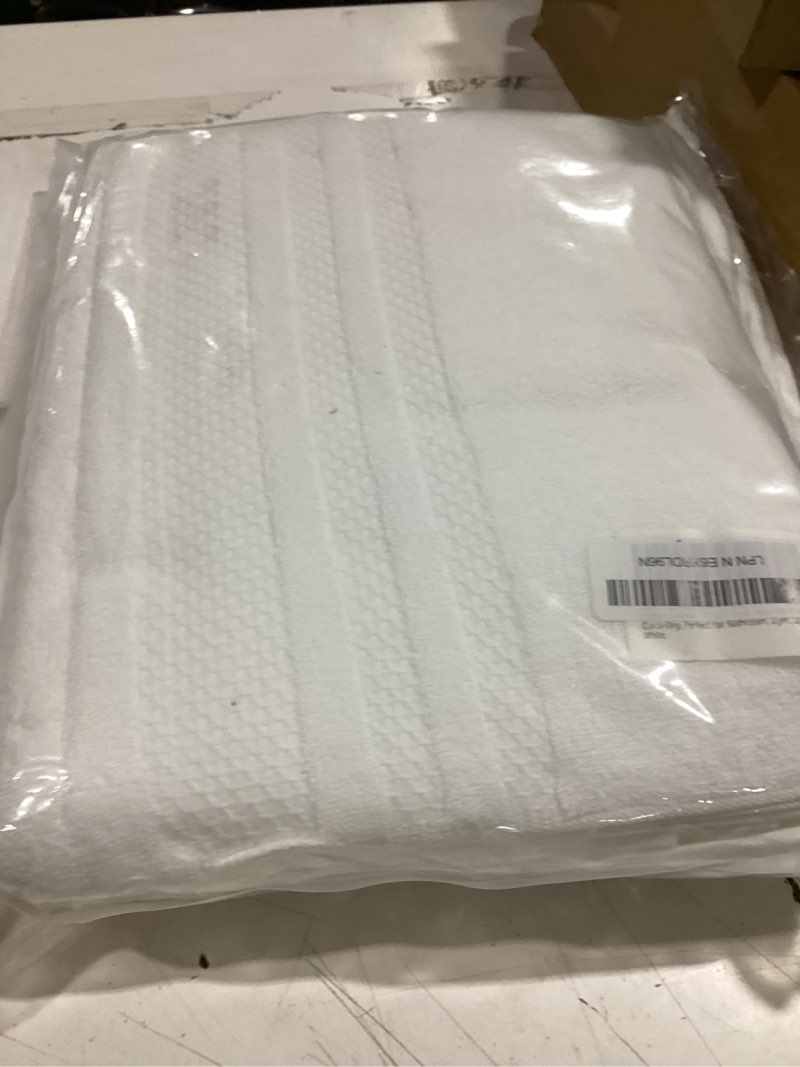Condition photo showing Good Condition for redkiss premium white hand towels for bathroom, 13 x 30 inch, 100% cotton hand towel set of 6, super soft and highly absorbent towels for bathroom, gym, spa, shower, and hotel white 01 6-pack hand towels