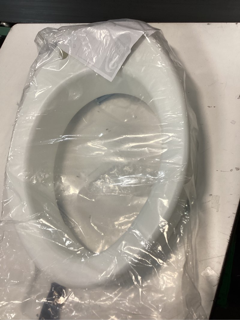 Condition photo showing Good Condition for Raised Toilet Seat with Lid 4?Inch Toilet Riser – Easy Tool?Free Installation Fits Standard & Elongated Toilets Senior, Disabled & Pregnant Support Secure Lock, Durable Plastic