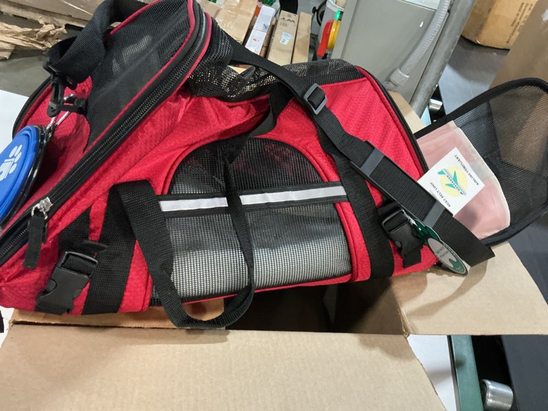 Condition photo showing Good Condition for petami airline approved pet carrier for cats & small dogs, soft sided tsa travel carrier bag with sherpa bed, breathable mesh ventilation, collapsible bowl, fits under seat, up to 18 lbs, large