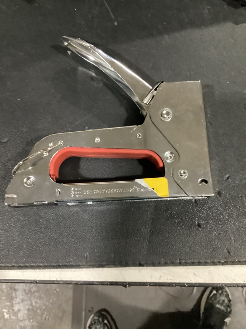 Condition photo showing Good Condition for arrow jt27 light duty, manual staple gun model #jt27