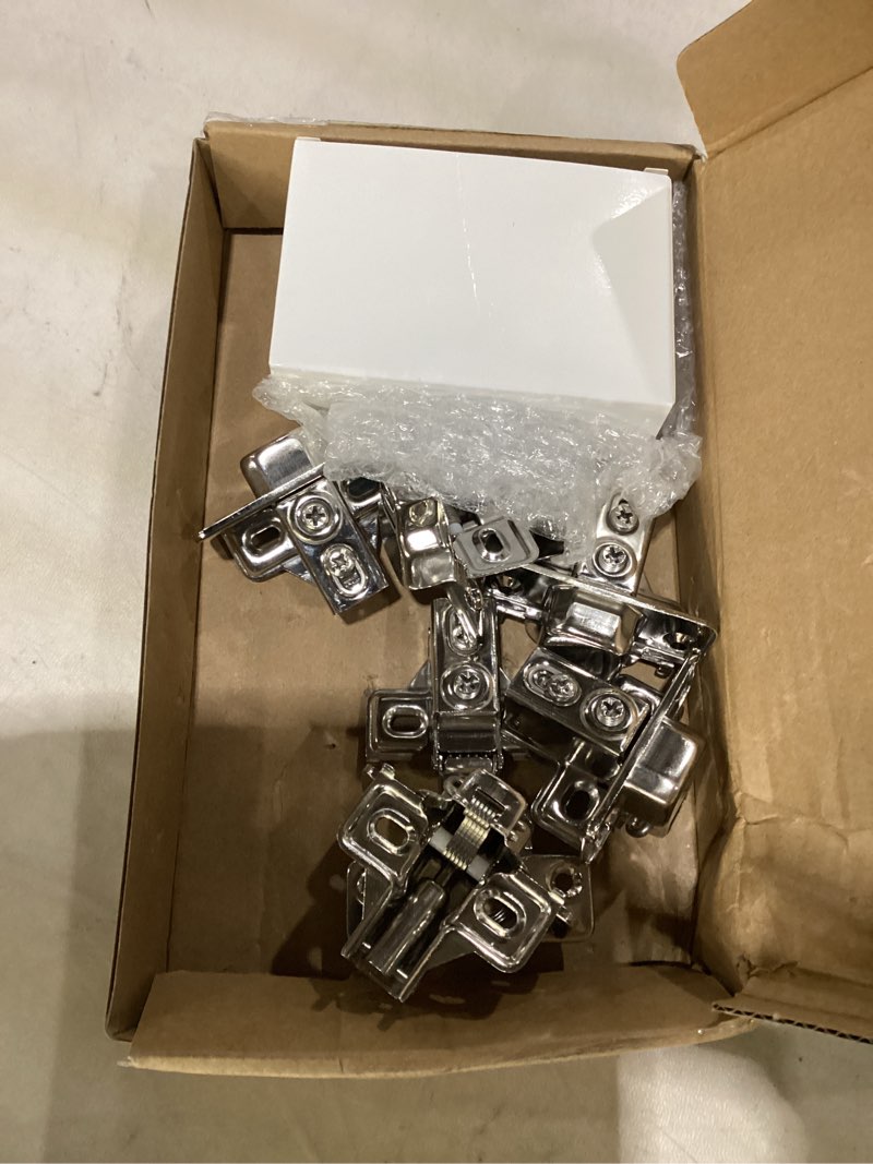 Condition photo showing Good Condition for zonon 18 pcs cabinet hinge repair plate, stainless steel hinge repair kit, kitchen cupboard door brackets, household fixing plate with mounting screw (18 service panel+6 hinges+108 screws)