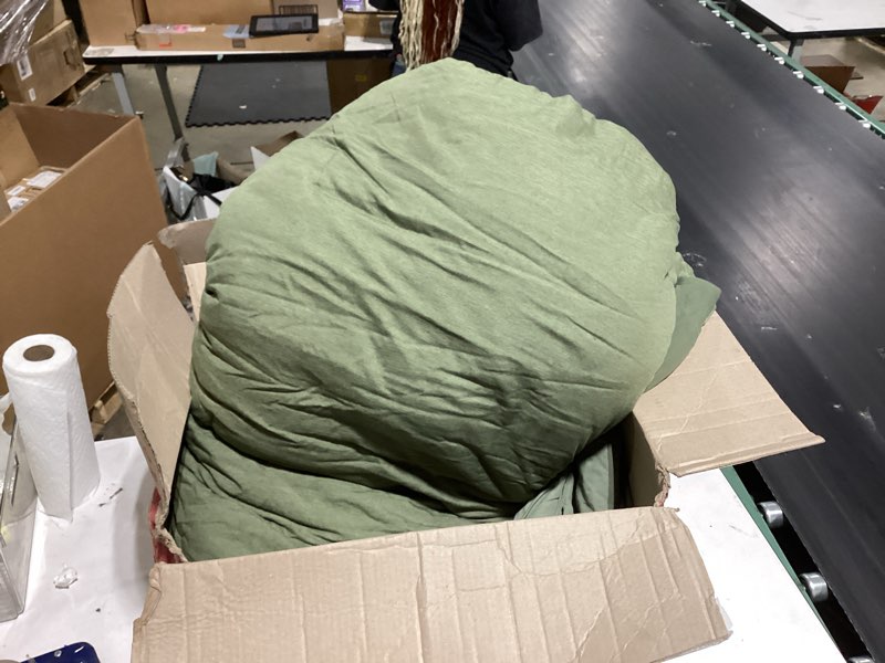 Condition photo showing Good Condition for monbix king size comforter set, olive green king bed set reversible, king size comforter set 7 pieces, cationic dyeing bed in a bag with comforter, sheets, pillowcases & shams