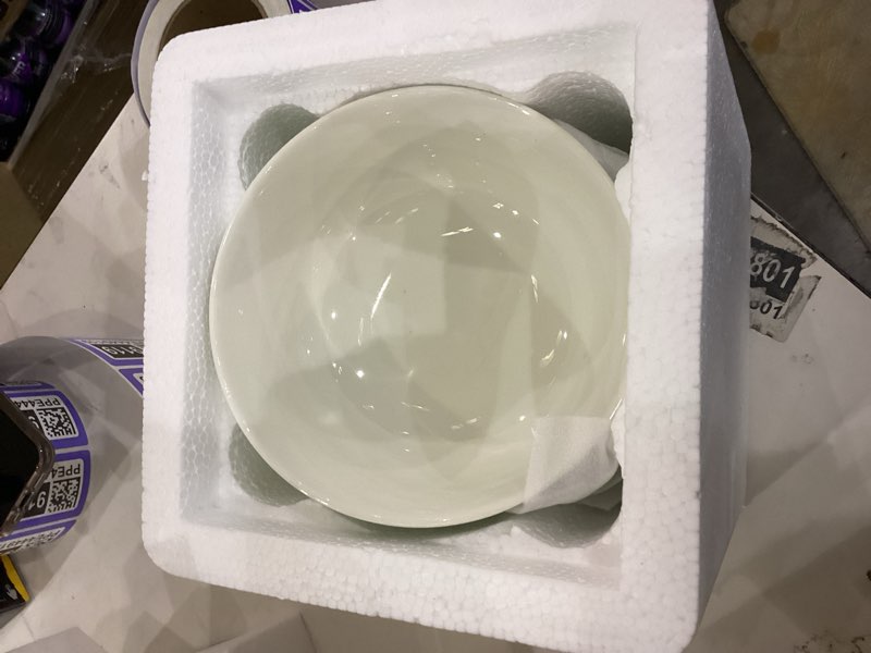 Condition photo showing Good Condition for 12 Pcs Vintage Green Floral Ceramic Dinnerware Set Service for 4 Elegant Green Plates Bowls Set for Kitchen Daily Use Christmas Party, Microwave Dishwasher Safe