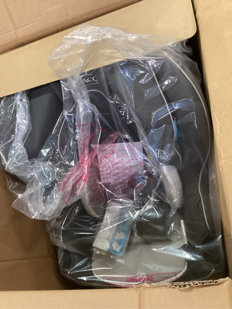 Condition photo showing Good Condition for Graco Extend2Fit Convertible Baby Car Seat, Rear and Forward Facing, Adjustable Extension Panel for Extra Legroom, Redmond