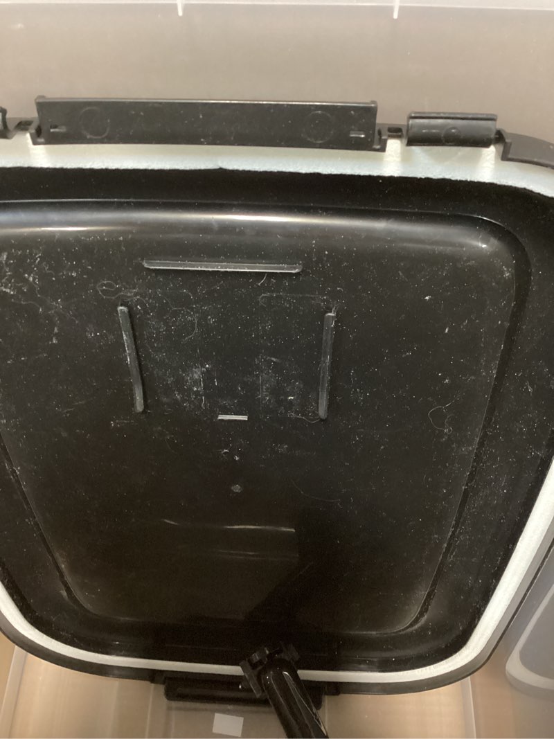 Condition photo showing As Is for amazon basics pet food storage container 50lbs 50lbs 1