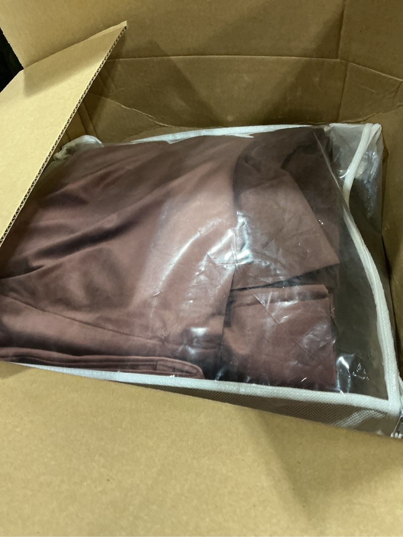 Condition photo showing Good Condition for HPD Half Price Drapes VPYC-161234-108 Plush Velvet Curtain (1 Panel), 50 X 108, Wild Rose Wild Rose 50"W x 108"L (Pack of 1)