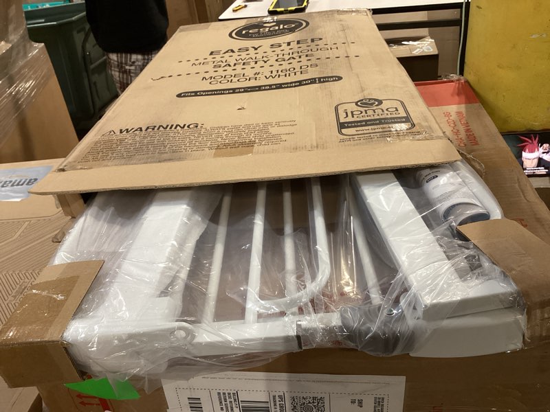 Condition photo showing Good Condition for regalo safety 29-38.5" baby gate for doorways & bottom of stairs, pressure mounted baby gate with door for babies, toddlers & pets, tested & safe for 30 years, american designed, american owned, white white 29-38.5"w x 30"h