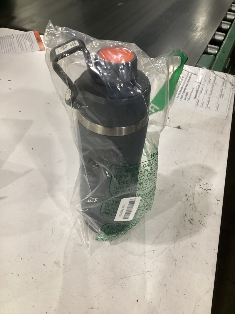 Condition photo showing Good Condition for gatorade 'overtime' 22oz stainless steel water bottle, twist cap, grey
