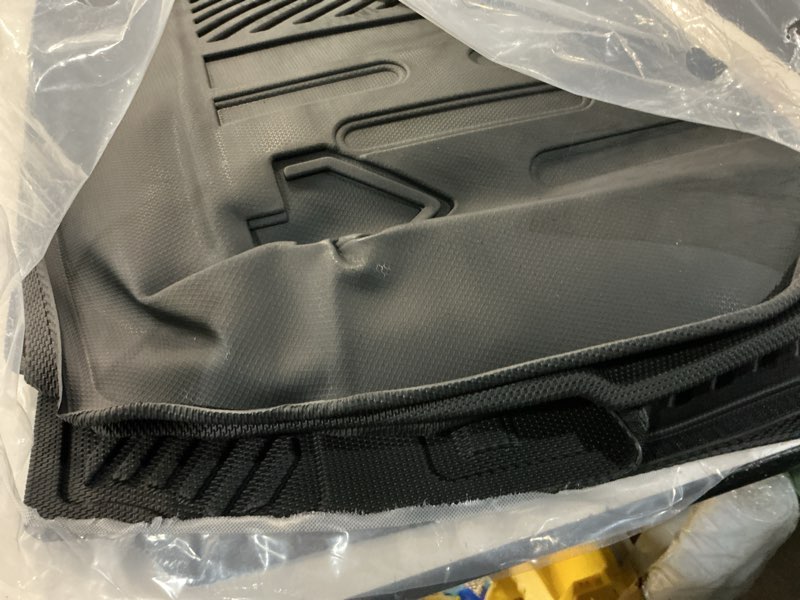 Condition photo showing Good Condition for rongtaod cargo mat compatible with 2021-2024 2025 ford bronco 4 door trunk mat cargo mat cargo liner back seat cover protector 2023 bronco accessories (trunk mat+backrest mats)