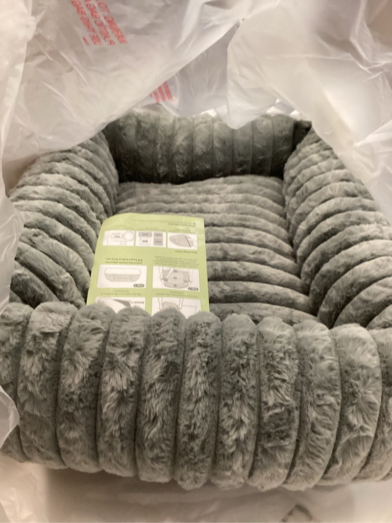 Condition photo showing Good Condition for FURTIME Dog Bed for Small Medium Dog, Washable Orthopedic Pet Bed with Removable Cover, Rectangle Soft Calming Sleeping Puppy Bed Durable Pet Cuddler with Anti-Slip Bottom, Grey, M (25"x21"x7") M (25"x21"x7") Grey